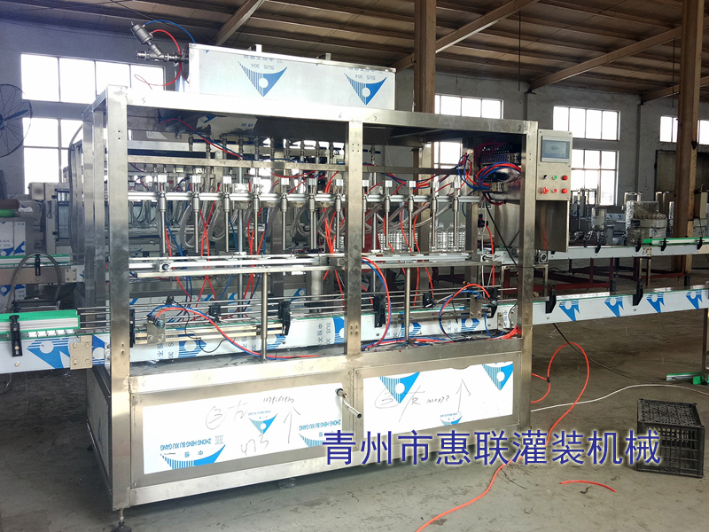 酒水灌裝機(jī)