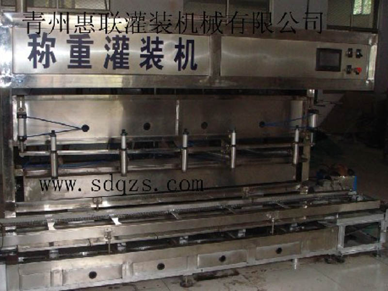 橄欖油灌裝機(jī) 橄欖油灌裝機(jī)