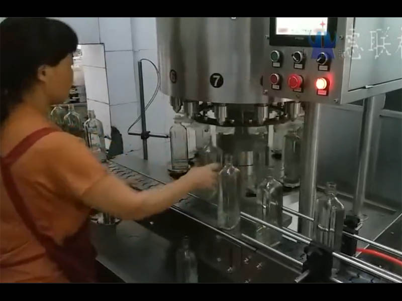 油類灌裝設(shè)備