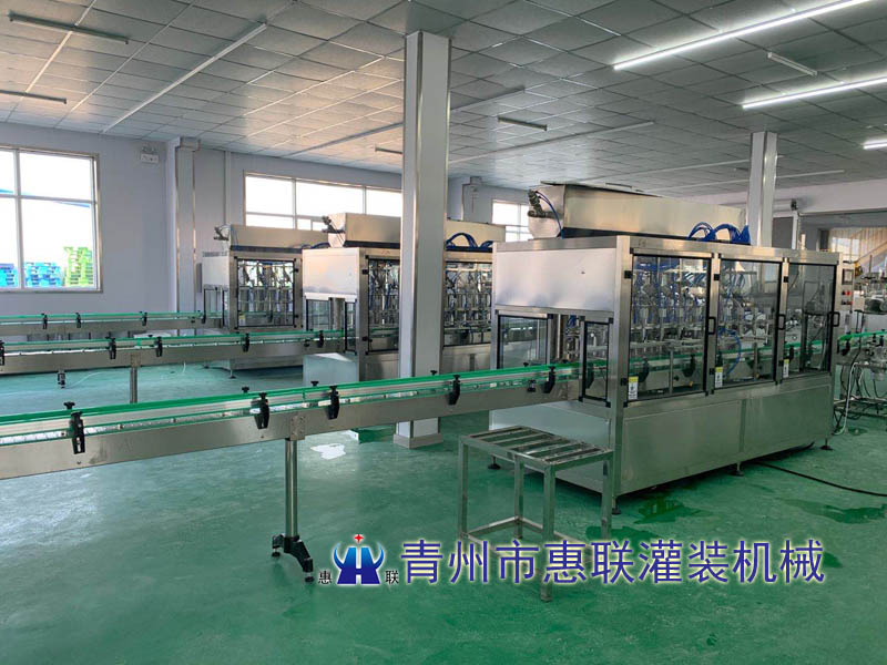 菜籽油灌裝設(shè)備 菜籽油灌裝設(shè)備