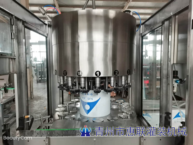 18頭白酒灌裝設(shè)備